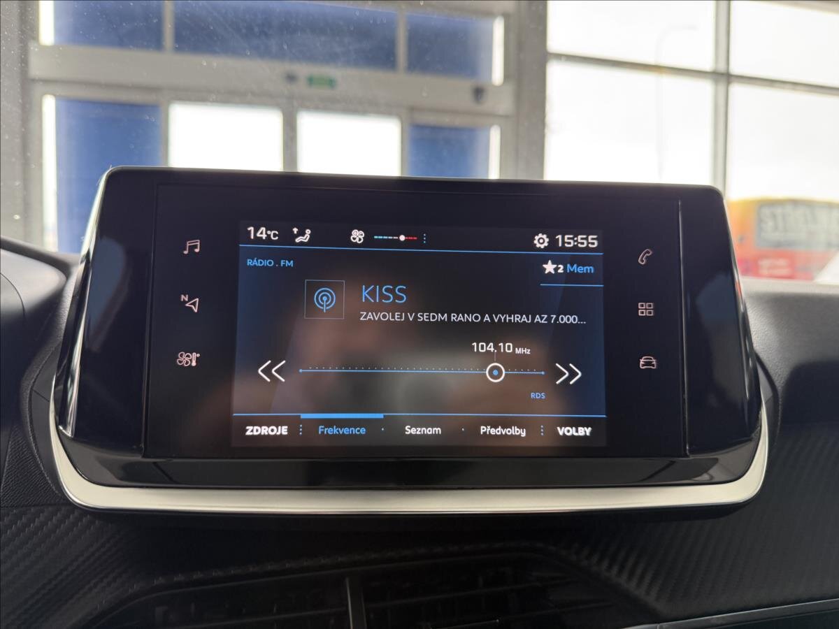 Peugeot 208 Hatchback 1,2 l 74 kw