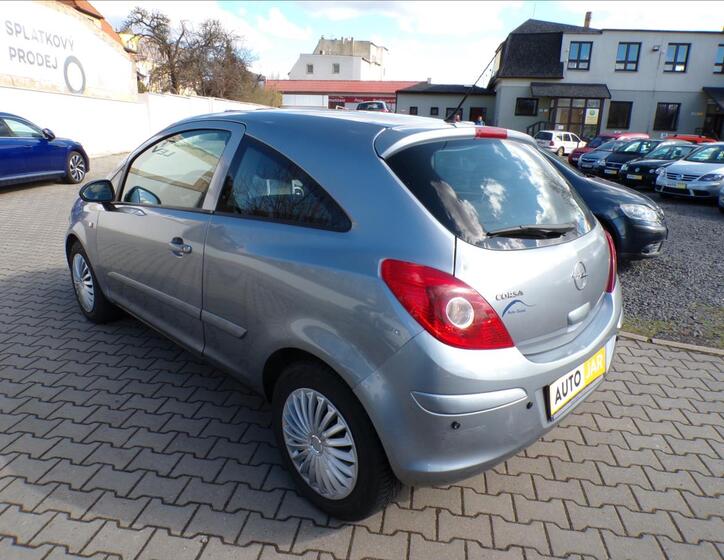 Opel Corsa Hatchback 1,2 l 59 kw