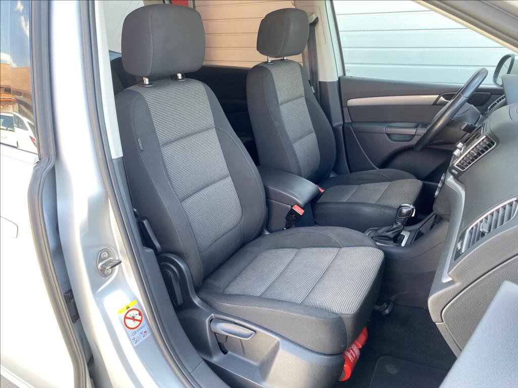 Volkswagen Sharan MPV 2,0 l 103 kw