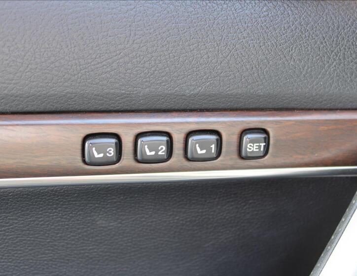 Toyota Land Cruiser 15