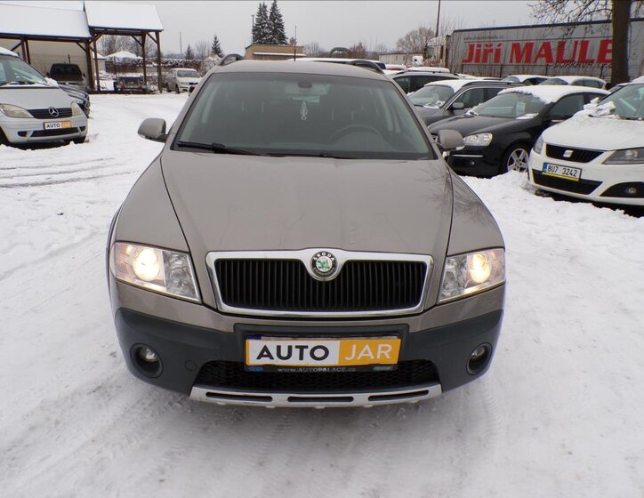 Škoda Octavia Kombi 2,0 l 103 kw