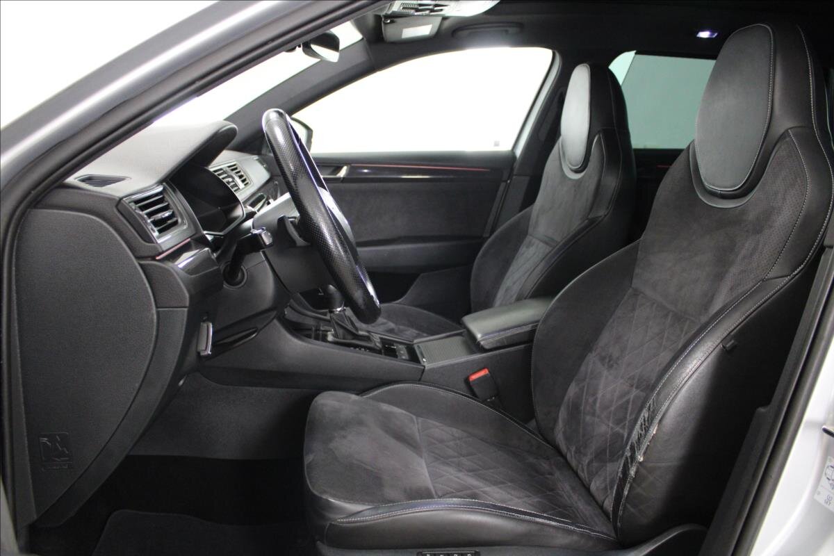 Škoda Superb Kombi 2,0 l 110 kw