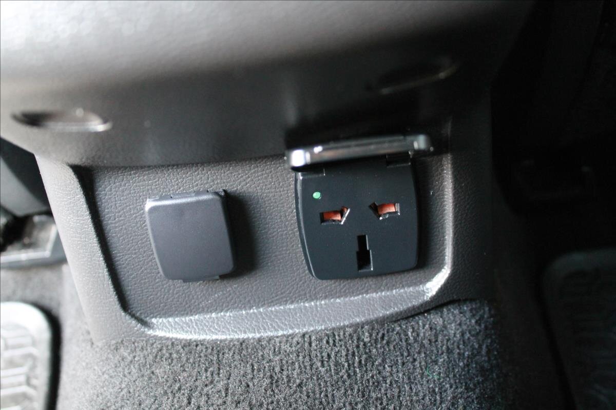 Ford Mondeo Kombi 2,0 l 132 kw