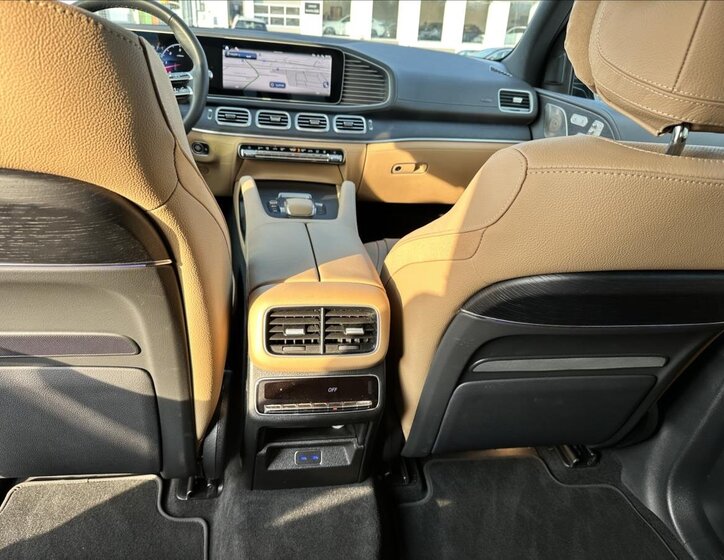 Mercedes-Benz GLS SUV / Terénní 3,0 l 270 kw