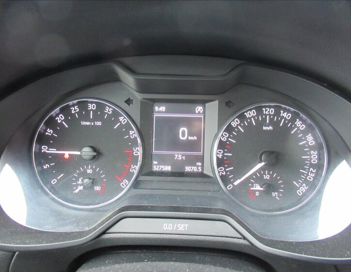 Škoda Octavia Sedan / Limuzína 1,6 l 81 kw