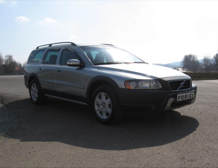 Volvo XC70 Kombi 2,4 l 136 kw