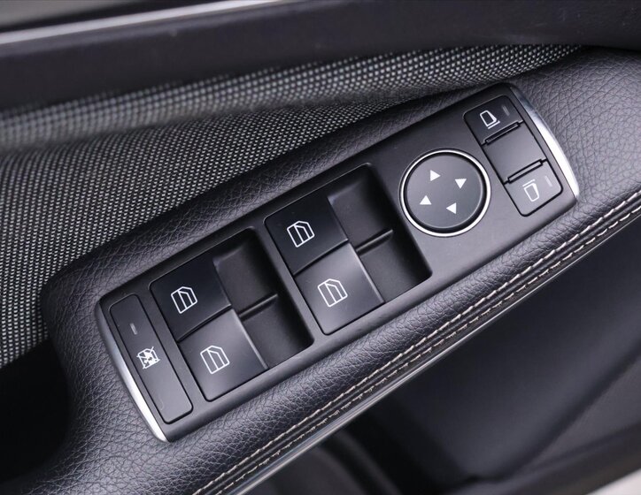 Mercedes-Benz Třídy A Hatchback 1,8 l 80 kw