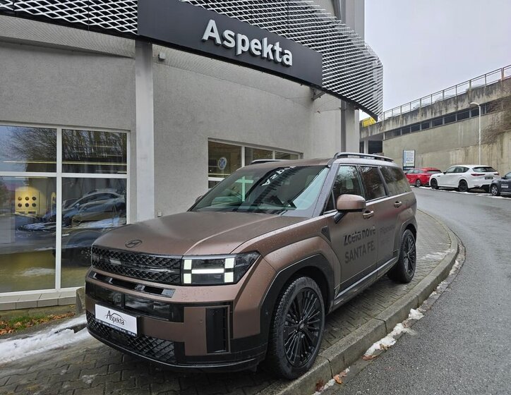 Hyundai Santa Fe SUV / Terénní 1,6 l 158 kw