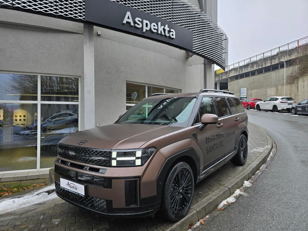Hyundai Santa Fe SUV / Terénní 1,6 l 158 kw