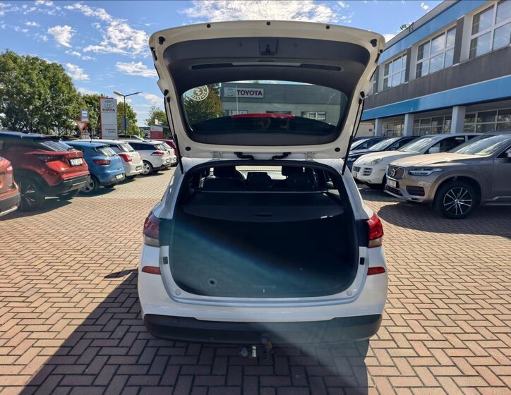 Hyundai i30 Kombi 1,4 l 103 kw