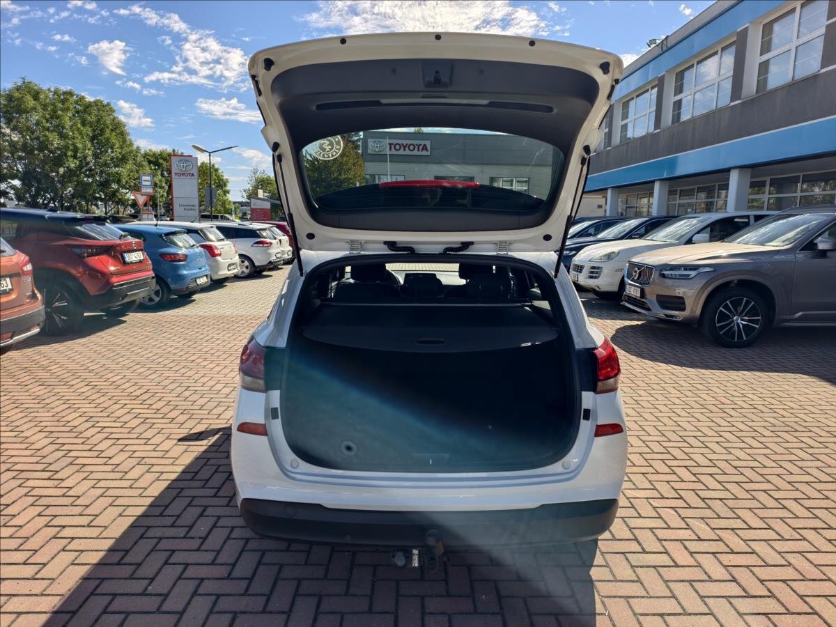 Hyundai i30 Kombi 1,4 l 103 kw