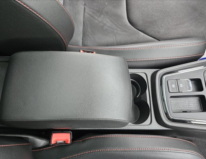 Seat Leon Hatchback 1,4 l 110 kw