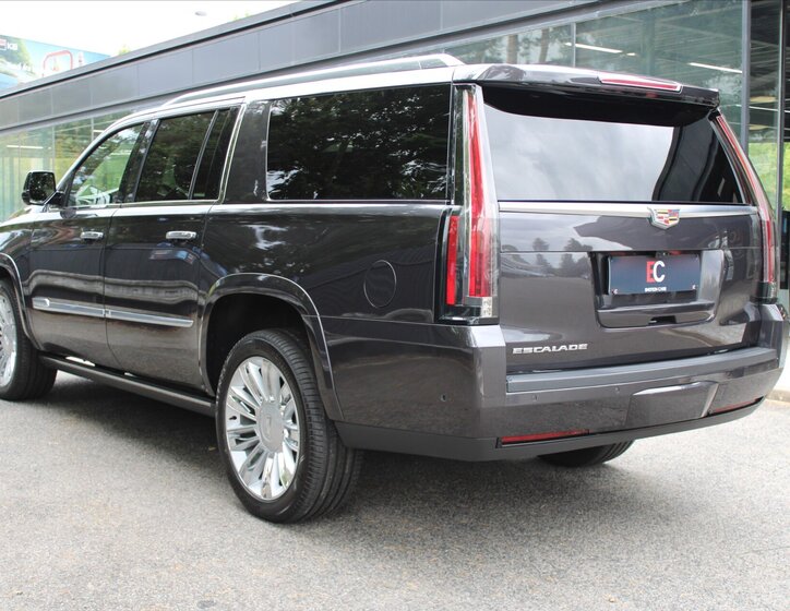 Cadillac Escalade Ostatní 6,2 l 313 kw
