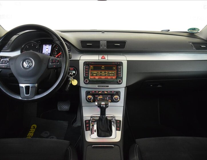 Volkswagen Passat CC Sedan / Limuzína 2,0 l 105 kw