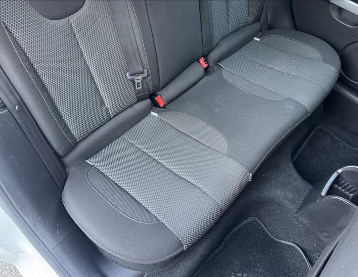 Seat Leon Hatchback 1,4 l 92 kw