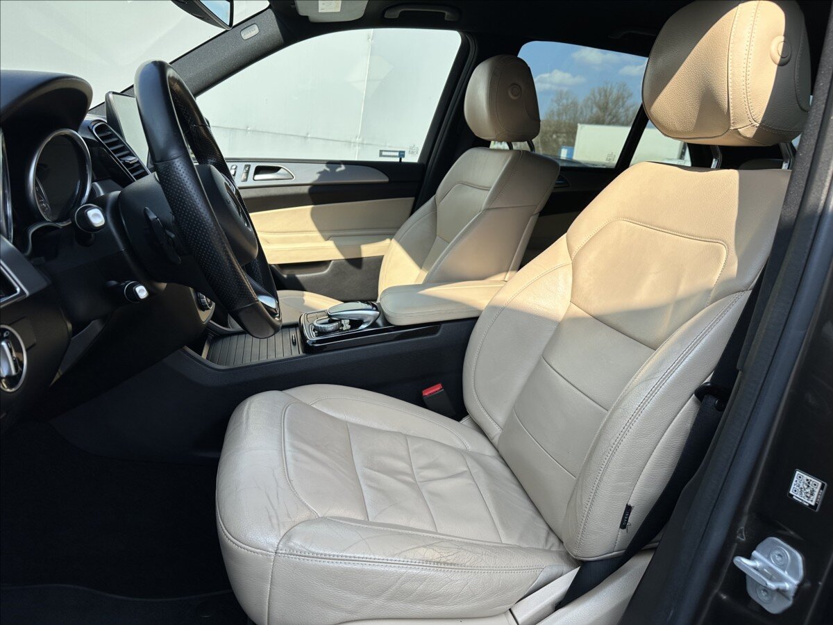 Mercedes-Benz GLE SUV / Terénní 3,0 l 190 kw