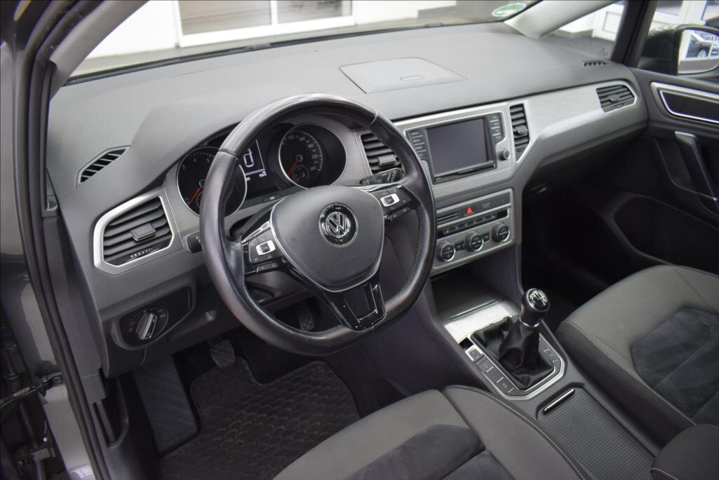 Volkswagen Golf Sportsvan Hatchback 1,4 l 92 kw