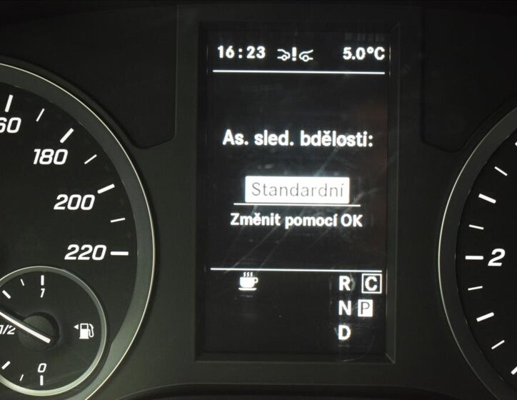 Mercedes-Benz Vito Skříň 2,0 l 120 kw