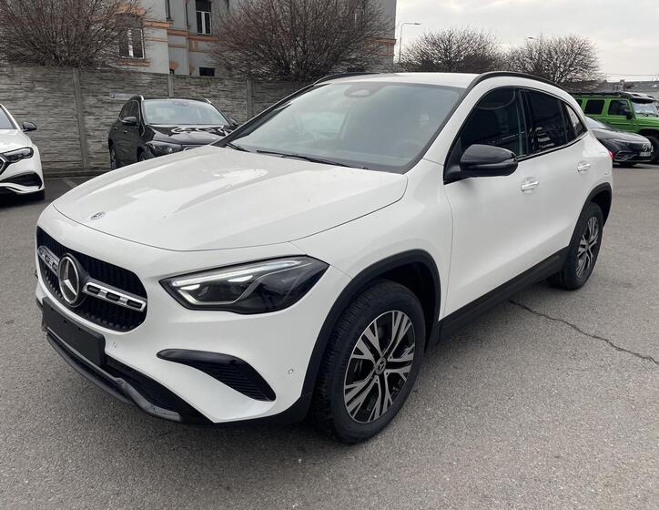 Mercedes-Benz GLA 2