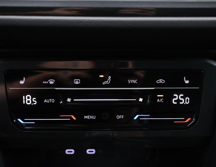 Volkswagen Tiguan SUV / Terénní 2,0 l 140 kw