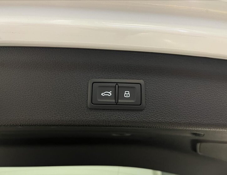 Audi Q3 SUV 1,5 l 110 kw