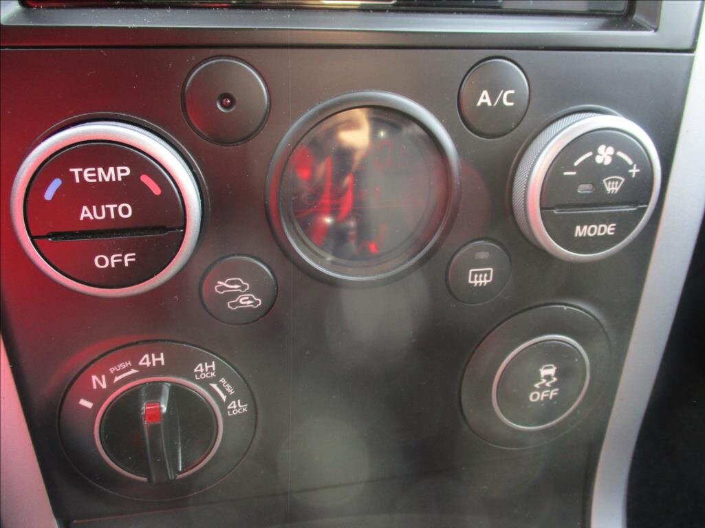 Suzuki Grand Vitara SUV / Terénní 2,4 l 124 kw