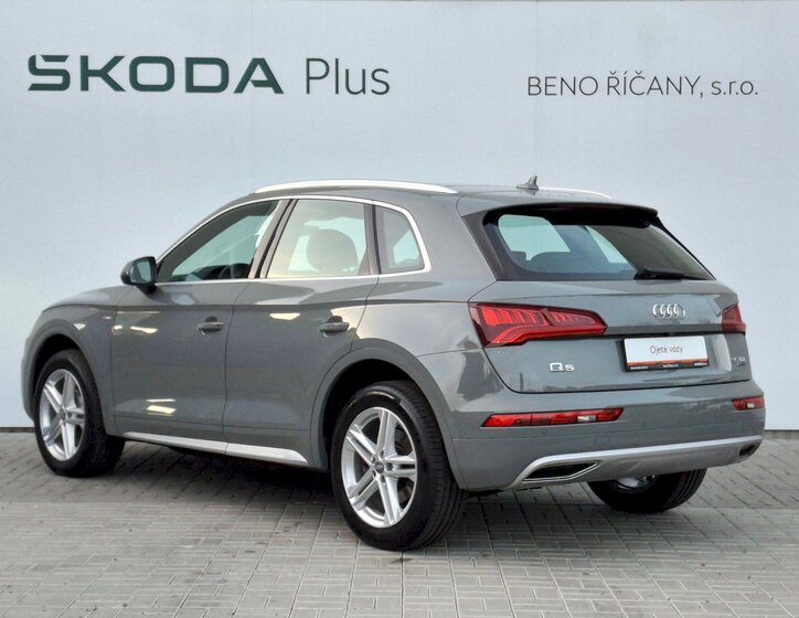 Audi Q5 10