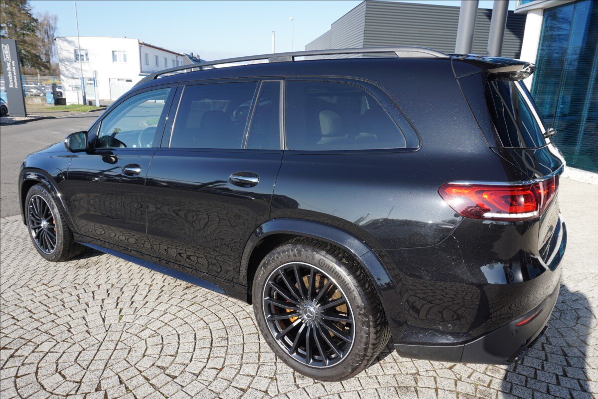 Mercedes-Benz GLS SUV / Terénní 4,0 l 450 kw
