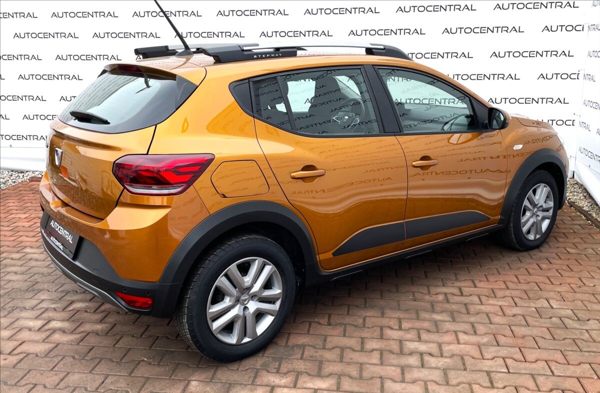 Dacia Sandero Hatchback 999,0 67 kw