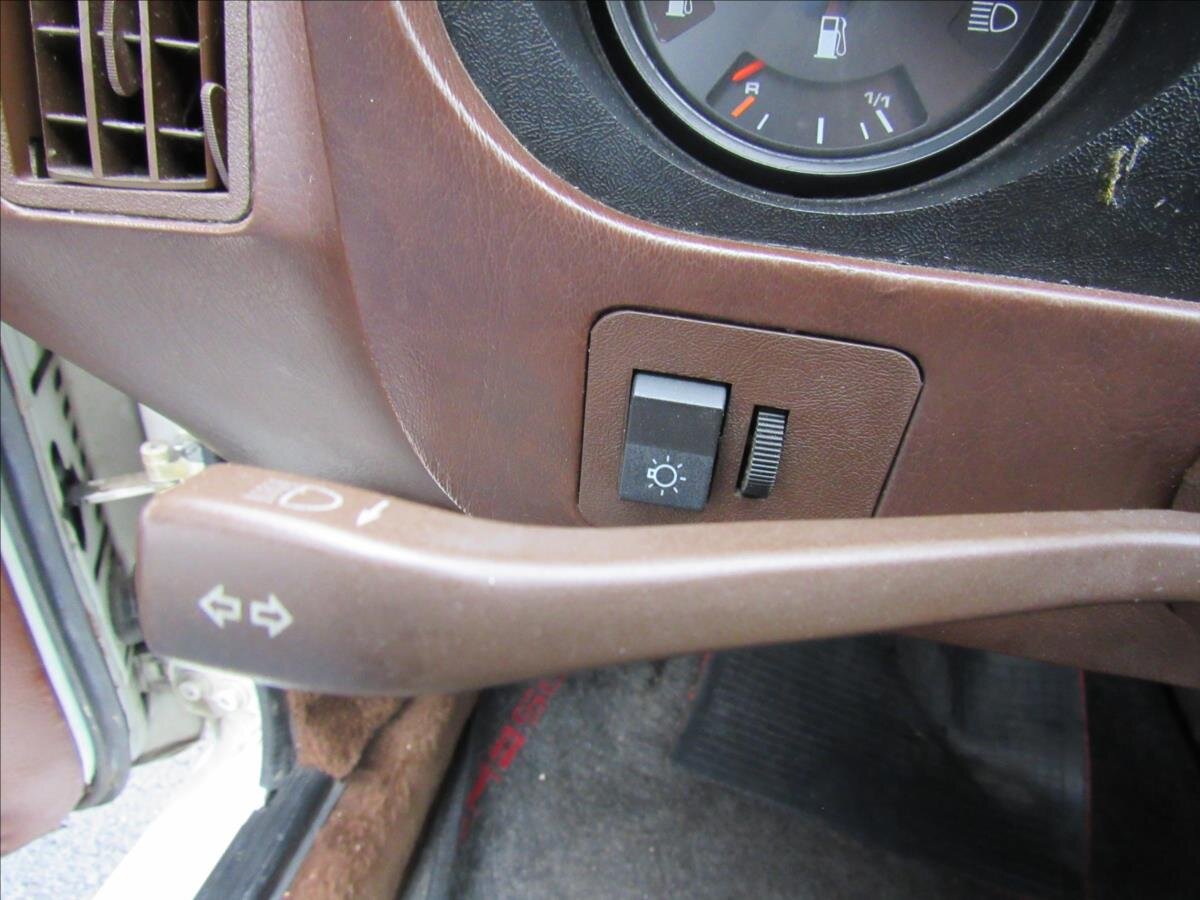 Porsche 924 Kupé 2,0 l 92 kw