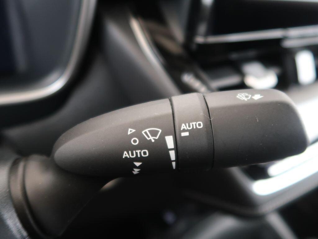 Toyota Corolla Sedan / Limuzína 1,8 l 72 kw