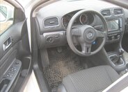 Volkswagen Golf Kombi 1,6 l 77 kw