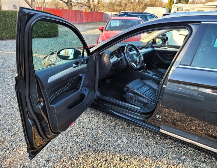 Volkswagen Passat Kombi 2,0 l 90 kw