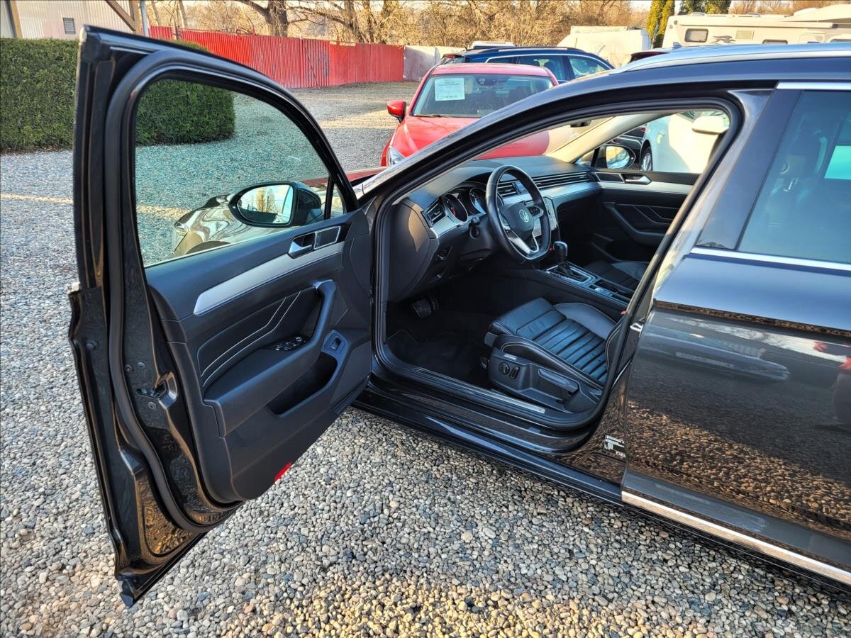 Volkswagen Passat Kombi 2,0 l 90 kw