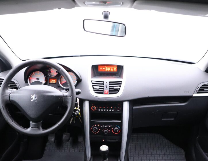 Peugeot 207 18