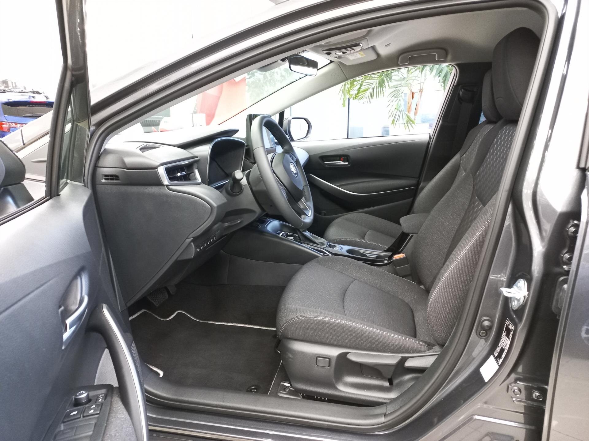 Toyota Corolla Sedan / Limuzína 1,8 l 72 kw