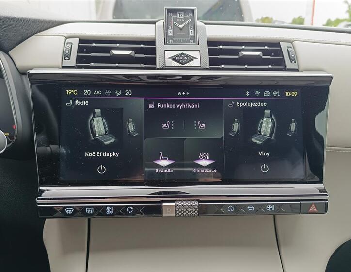 DS Automobiles DS7 Crossback 15