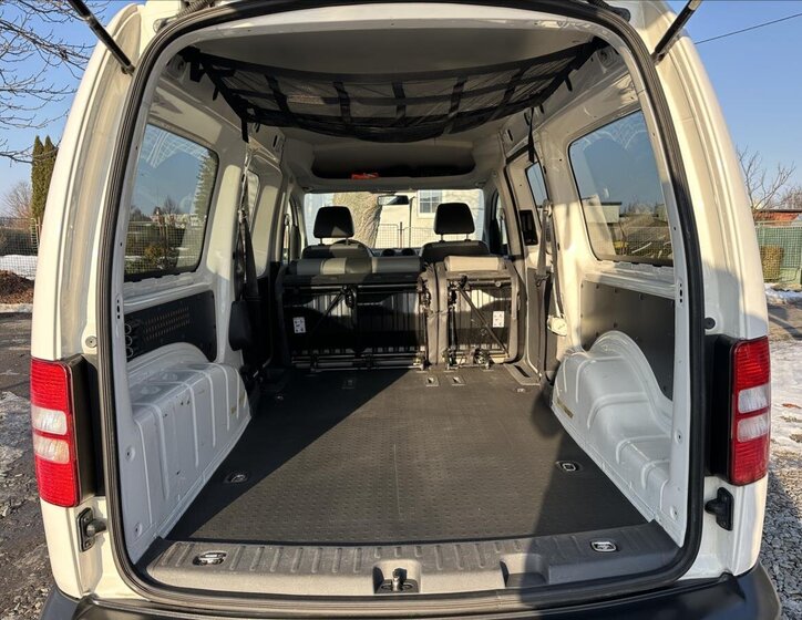 Volkswagen Caddy Kombi 1,6 l 75 kw