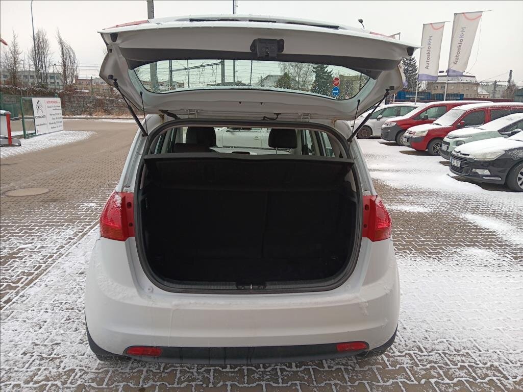 KIA Venga MPV 1,4 l 66 kw