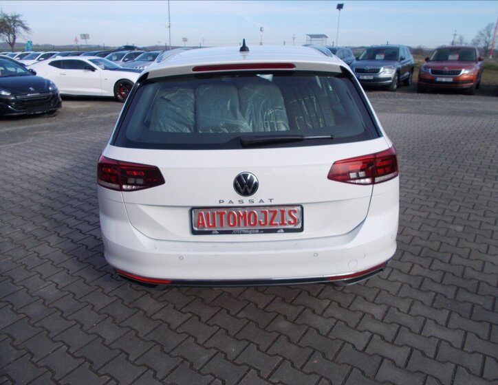 Volkswagen Passat Kombi 2,0 l 140 kw