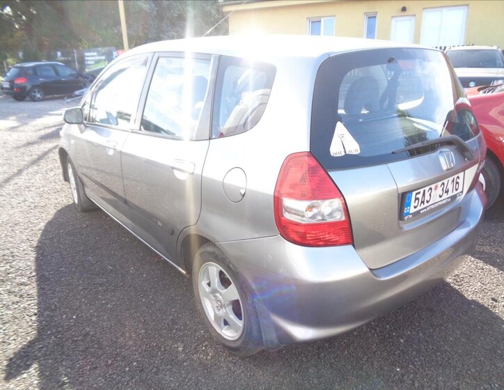 Honda Jazz Hatchback 1,2 l 57 kw