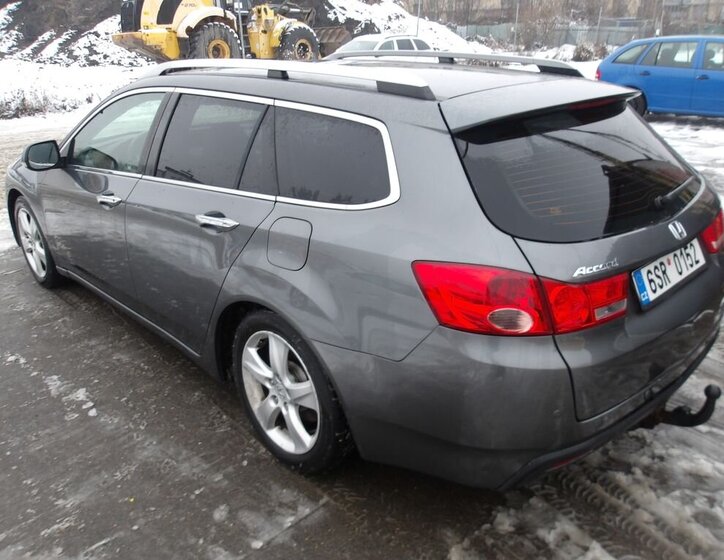 Honda Accord Kombi 2,2 l 110 kw