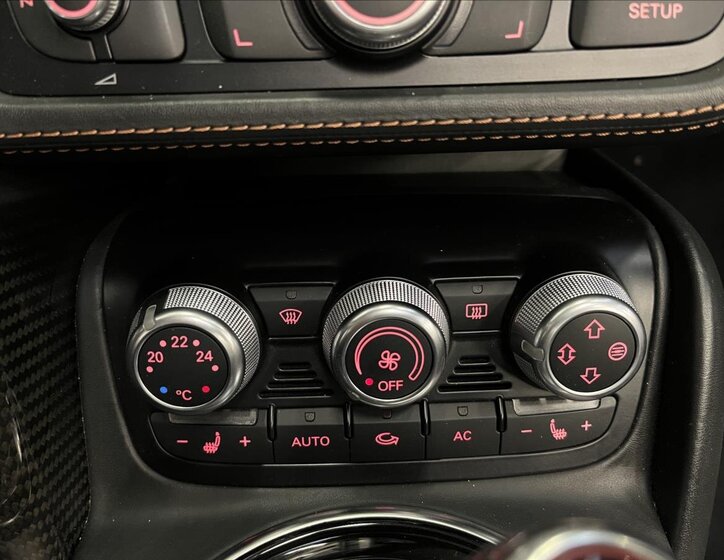 Audi R8 Kabriolet 5,2 l 386 kw