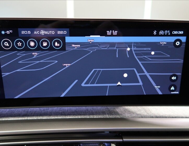 Peugeot 3008 SUV 1,2 l 100 kw