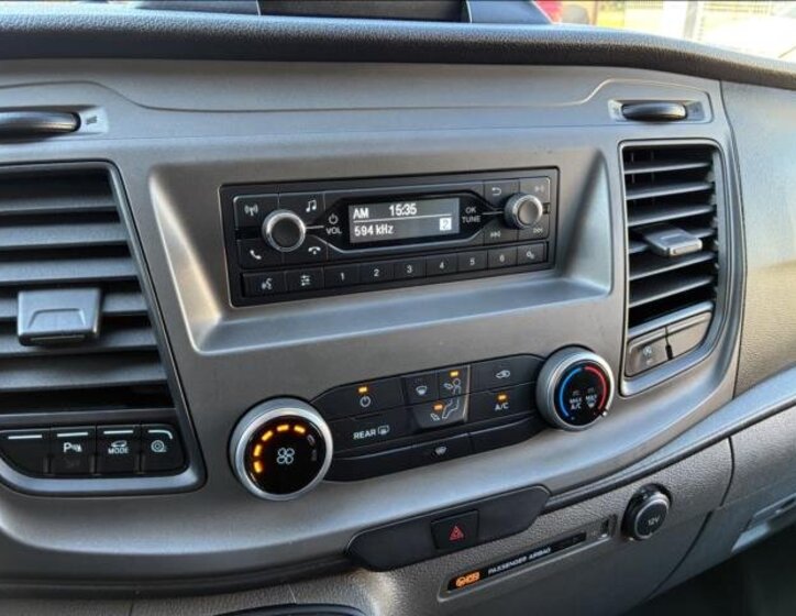 Ford Transit Custom 21