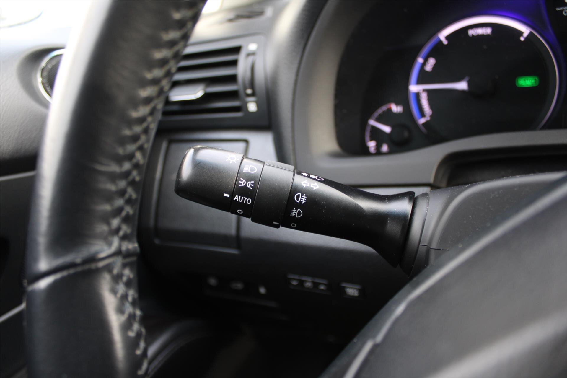 Lexus RX 450h SUV 3,5 l 183 kw