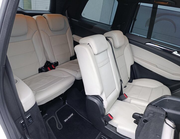 Mercedes-Benz GLS SUV 3,0 l 190 kw