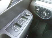 Volkswagen Sharan MPV 2,0 l 103 kw