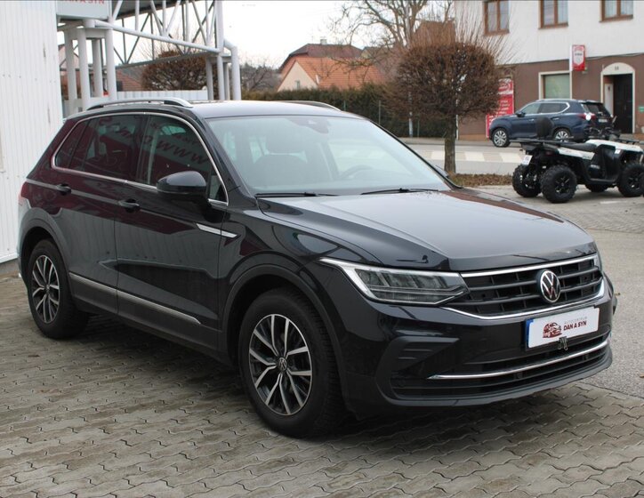 Volkswagen Tiguan SUV 1,5 l 110 kw
