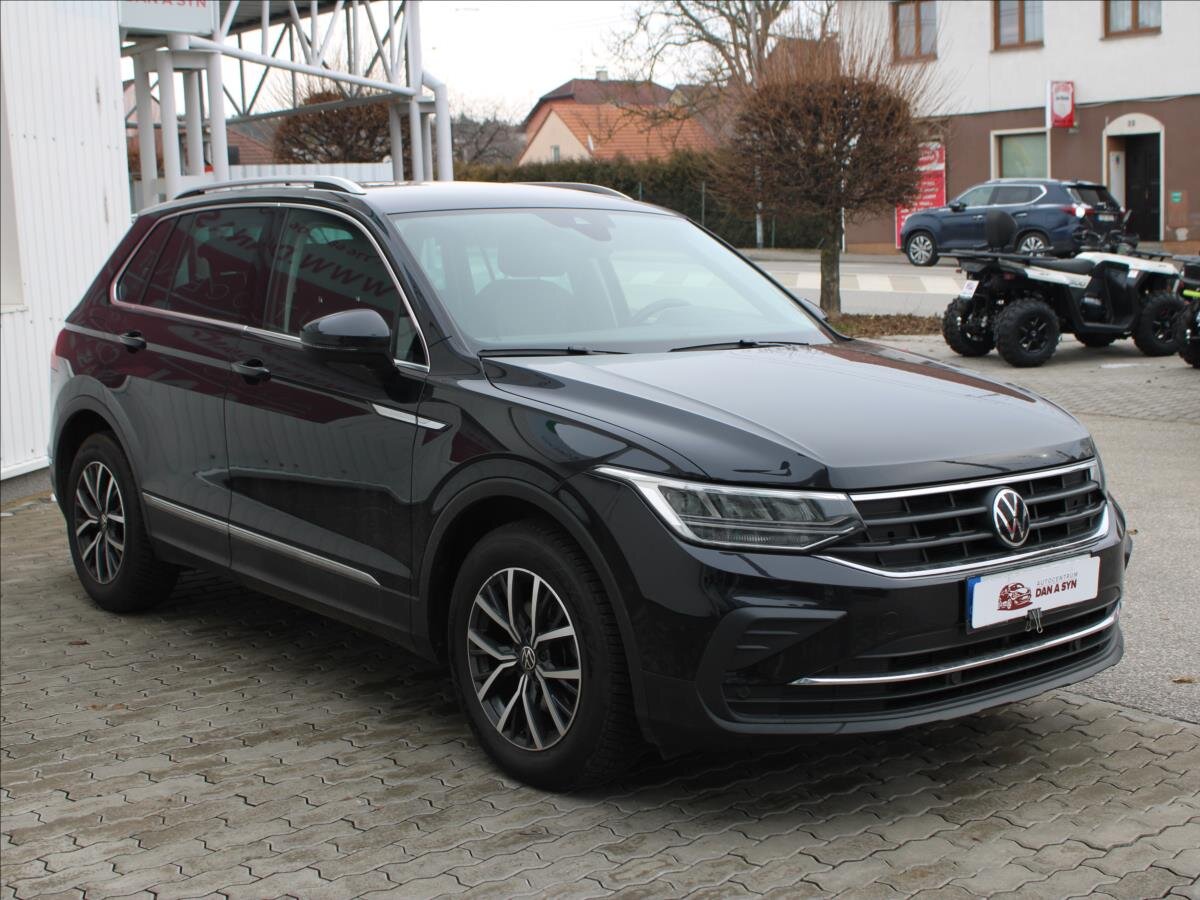 Volkswagen Tiguan SUV 1,5 l 110 kw